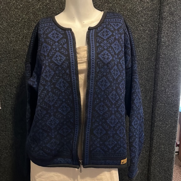 Heavy 100% Pure Wool Cardigan Black Blue full zip cardigan - Picture 5 of 8